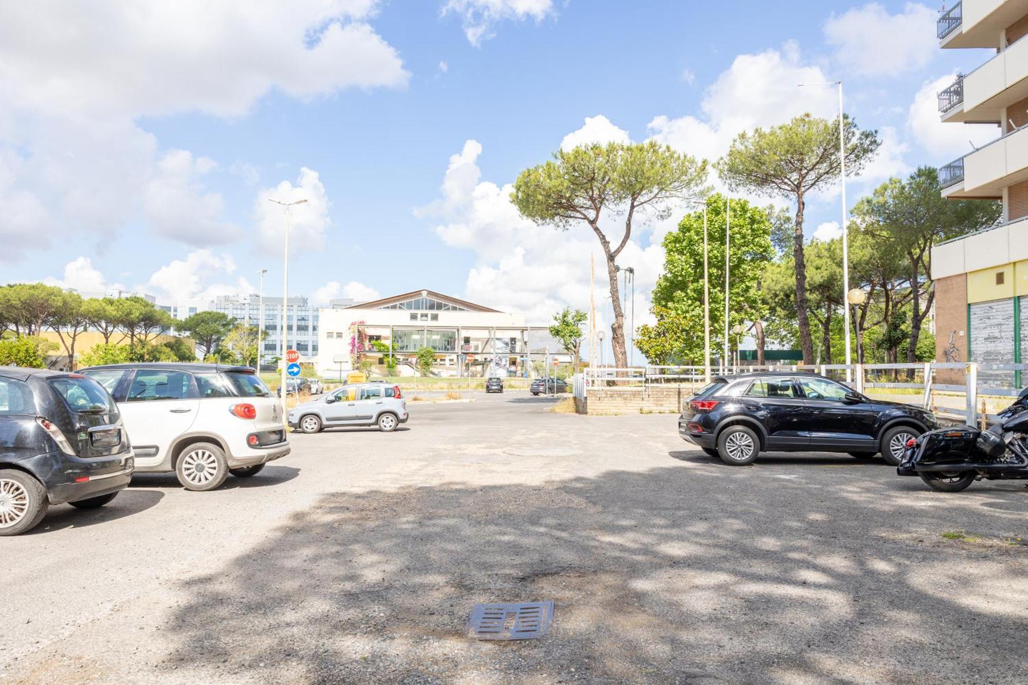Belvedere Modern Apartment Con Parcheggio Gratuito Rome Bagian luar foto